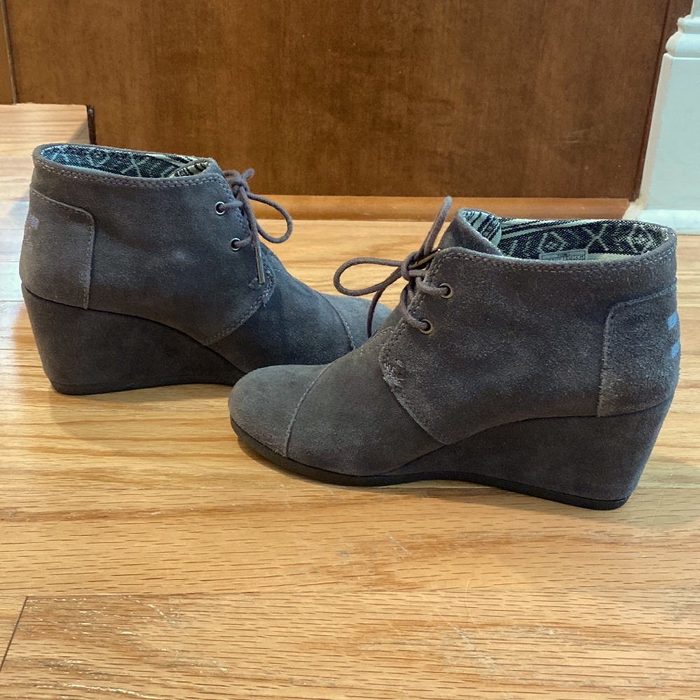 Toms size 6.5 wedge - Picture 5 of 5